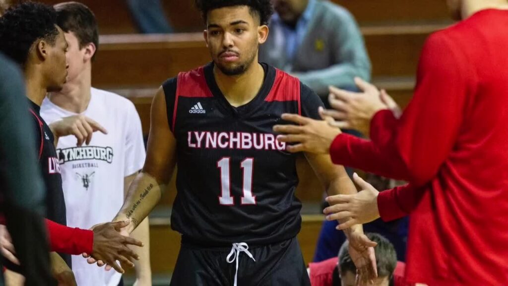 elijah davis a son of hubert davis who is coach of unc excelling at the university of lynchburg