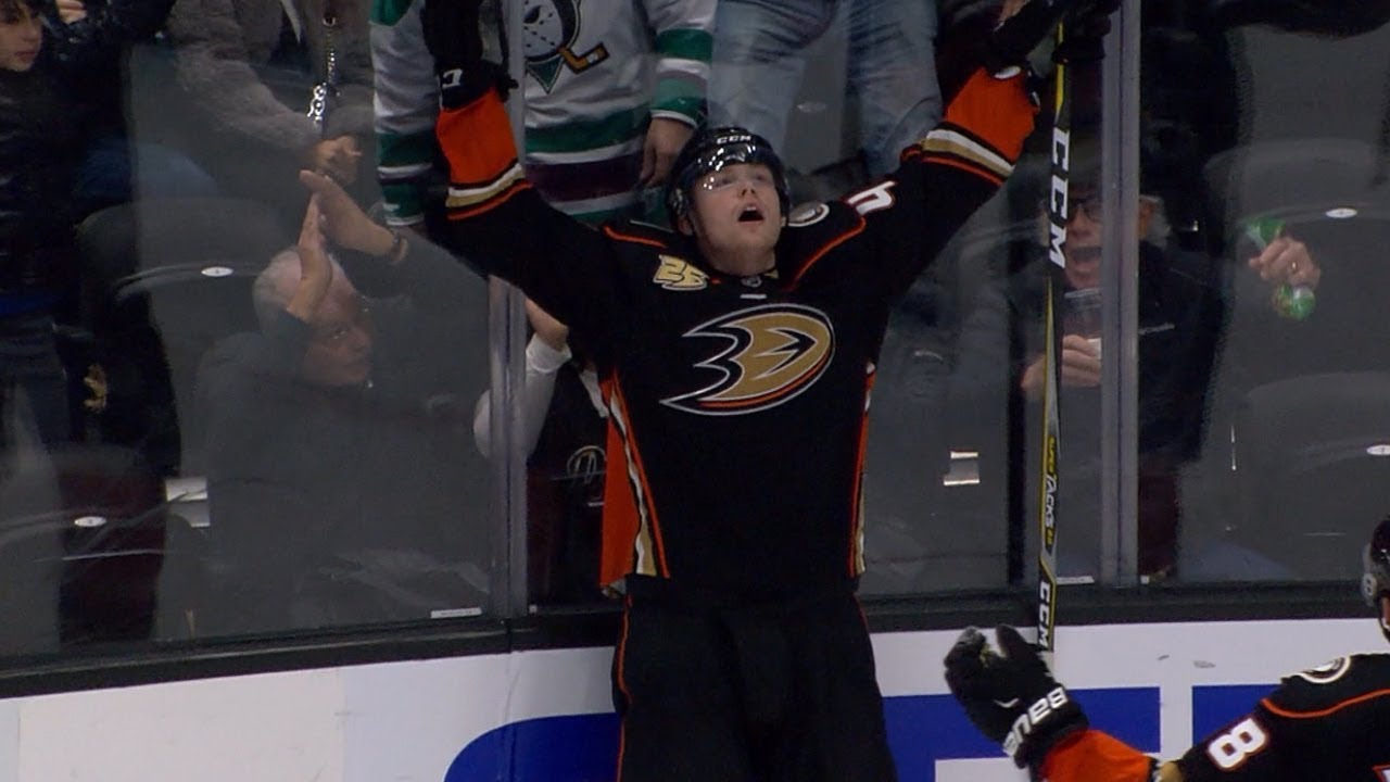 Max Jones NHL - Net Worth, Contract, Detailed Information ...