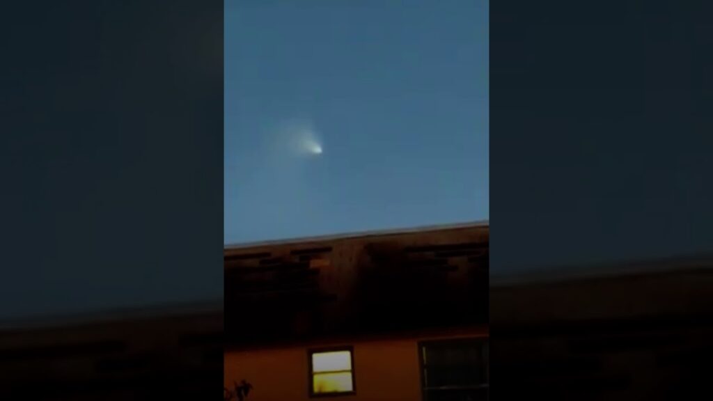 stange object seen in florida from miami view point today feb9th