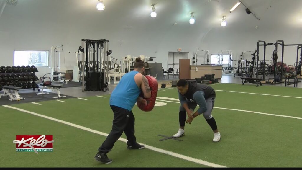 usfs trey pipkins drafted by the los angeles chargers