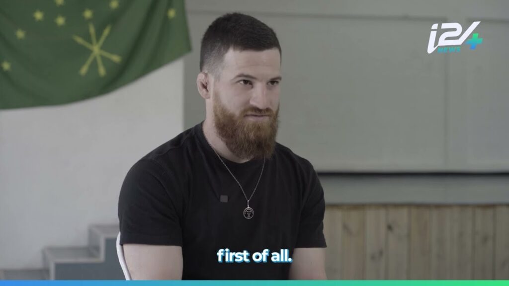 yanal ashmoz a circassian israeli mma fighter the red fox