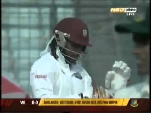 chris gayle hits a six off the first ball of a test match
