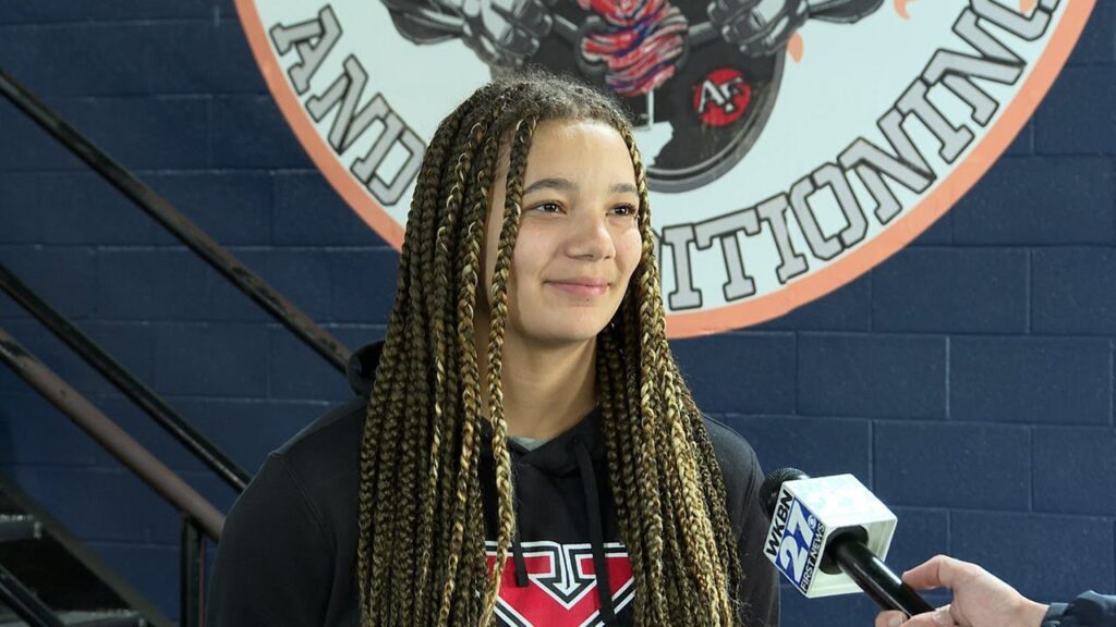 fitch softball star signs to stay home at youngstown state
