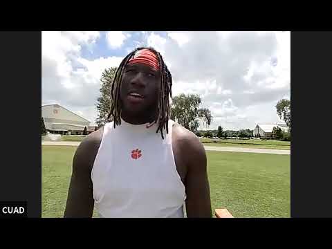 jaelyn lay working on his blocking technique