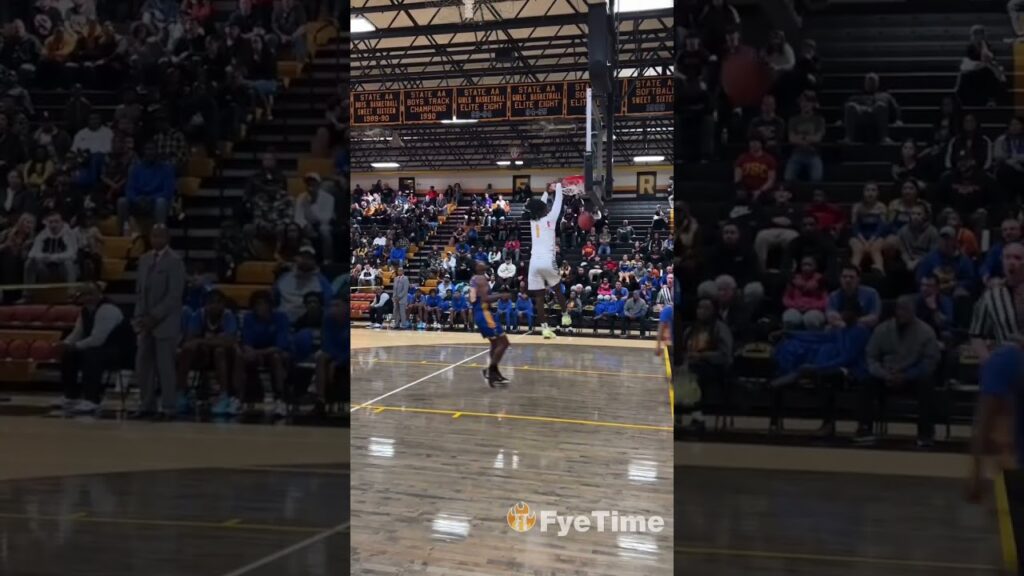 justus mcnair with the big steal and slam dunk for joliet basketball f09f98a8