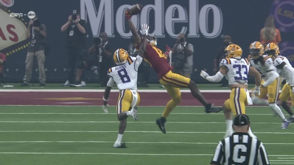 kyron hudson makes a early catch of the year candidate in uscs first game vs lsu f09f98b3 espn cfb