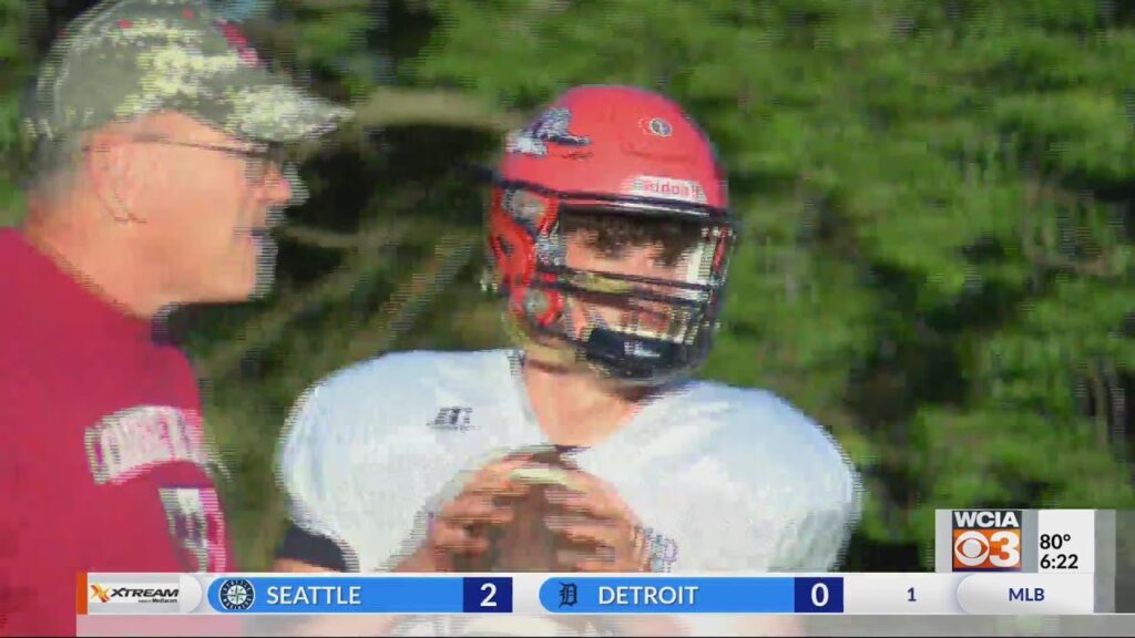 mahomet seymours wyatt bohm leading bulldogs after spending time at manning passing academy