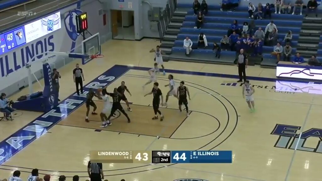 paul bizimana forward versatile eastern illinois 1