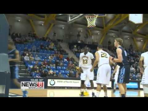 qu mbball wtnh sportzedge tv report on qus win over maine
