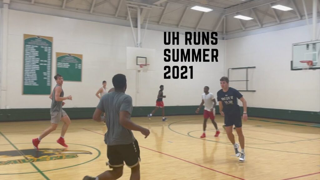 uh runs 2021 off season nolan dorsey holy cross one of the best passers in college basketball