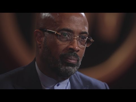 wfaa preview meet the texas pastor newly initiated as rainbow push coalition leader