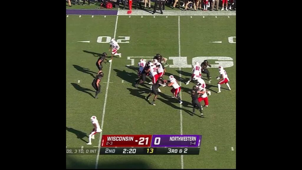 wisconsin rb braelon allen tosses td to fellow rb chez mellusi big ten football
