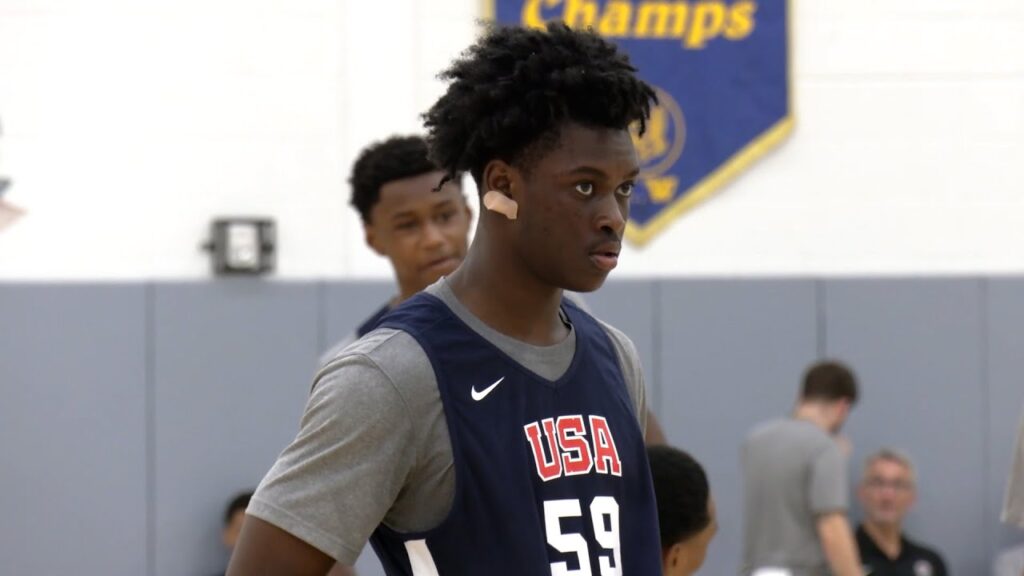 zoom diallo an elite guard at prolific prep will head back home to play for the washington huskies