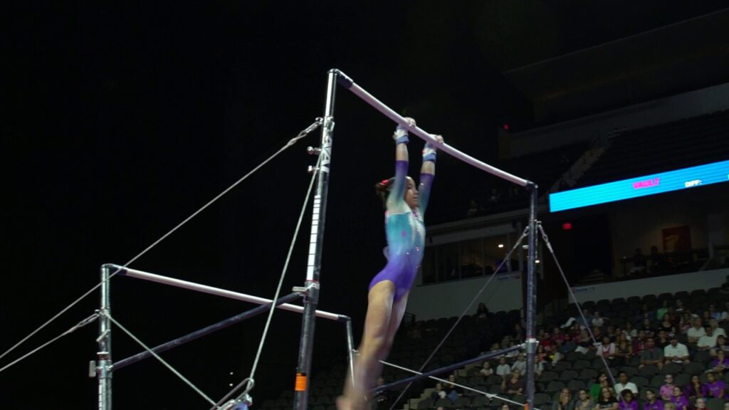 anapaula gutierrez uneven bars 2017 u s classic junior competition