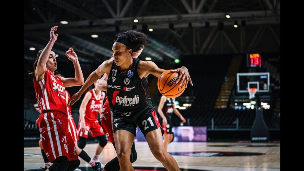 brianna turner biography age family wnba stats height wnba basketball nba
